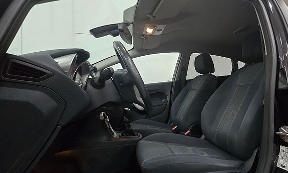 Ford Fiesta 7 of 13