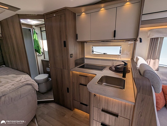 Kabe Travel Master Novum 750 LXL *B-kort / Mercedes/ Åretrunt komfort 10 of 21