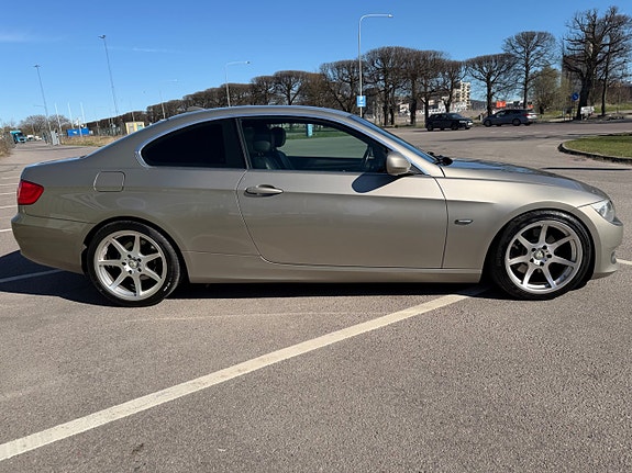 BMW 325i 5 of 19