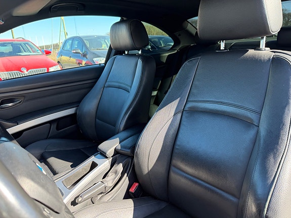BMW 325i 8 of 19