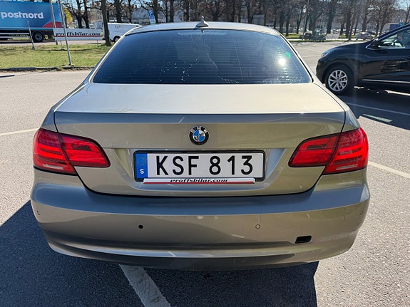 BMW 325i 3 of 19
