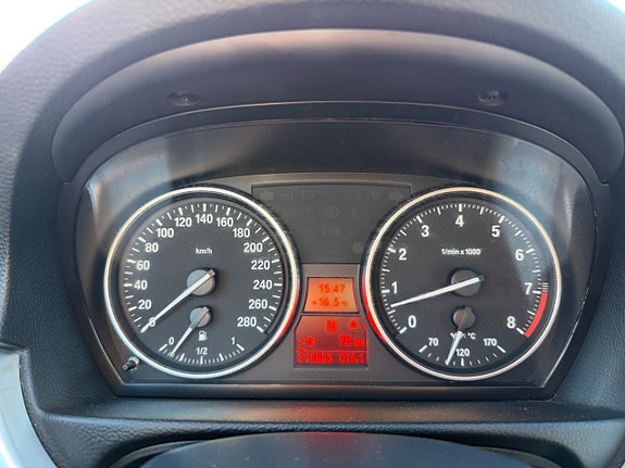 BMW 325i 19 of 19