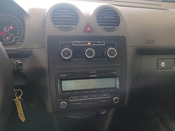 Volkswagen Caddy 13 of 15