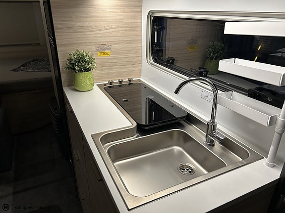 Adria Altea 542 PK 7 of 19