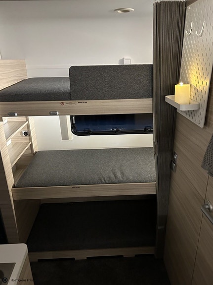 Adria Altea 542 PK 13 of 19