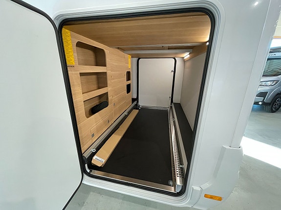 Adria Sonic 700 SL / Automat 180hk / ALDE / Taksäng 4 of 25