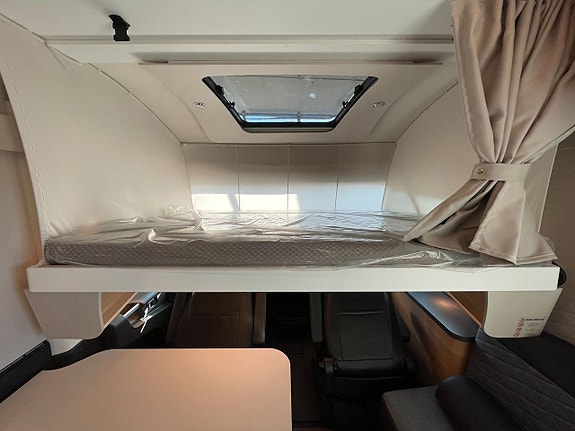 Adria Sonic 700 SL / Automat 180hk / ALDE / Taksäng 22 of 25