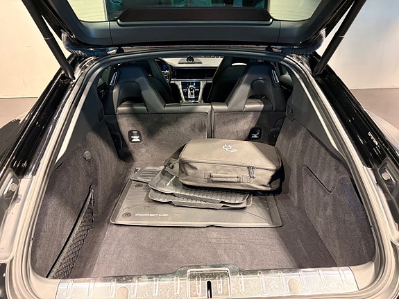 Porsche Panamera 4S 14 of 20