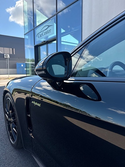Porsche Panamera 4S 10 of 30
