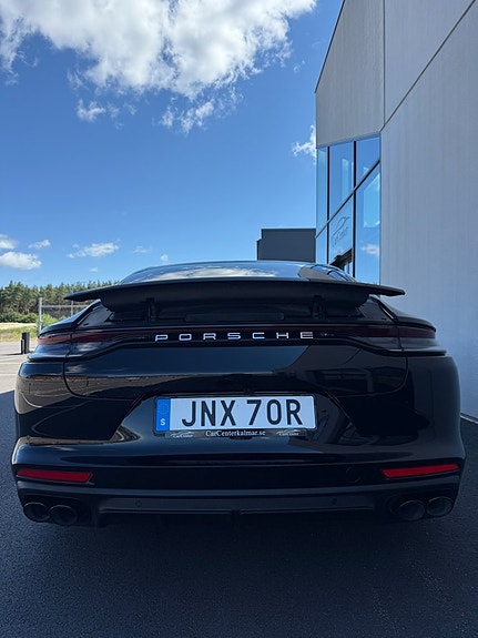 Porsche Panamera 4S 8 of 30