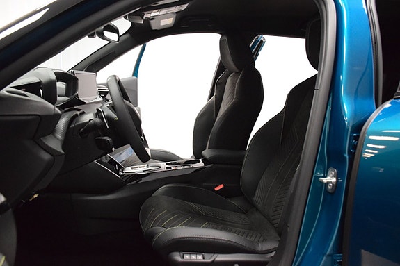 Peugeot 2008 16 of 23