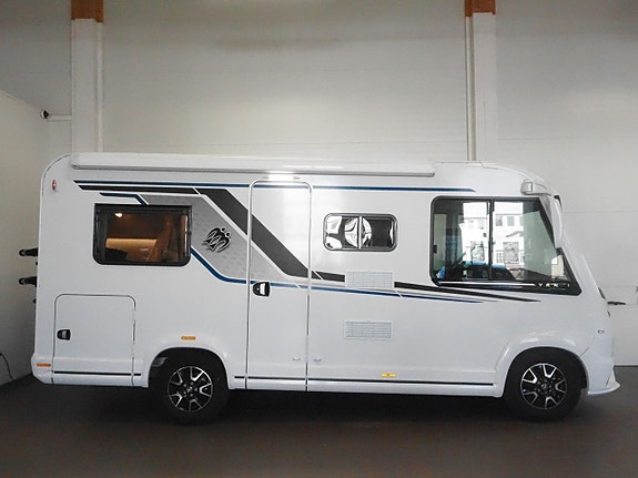 Knaus Van I 550 MF Cykelställ Markis 4 bäddar 3 of 16