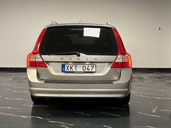Volvo V70 5 of 20