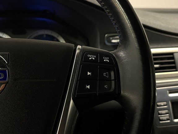 Volvo V70 16 of 20