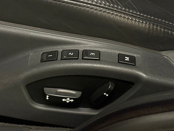 Volvo V70 9 of 20