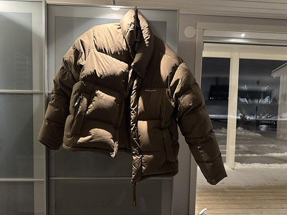 Product image 1 of 4