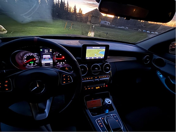 Mercedes-Benz C220 d 10 of 13