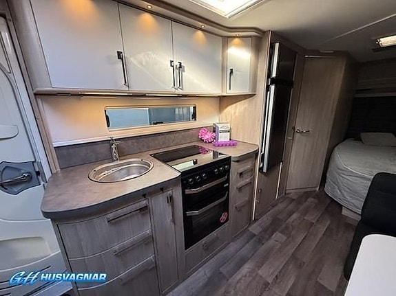 Kabe ROYAL 740 GXL KS 7 of 12