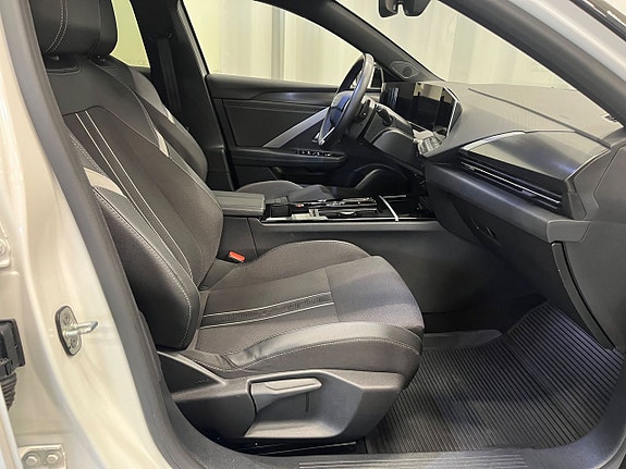 Opel Astra 6 of 9