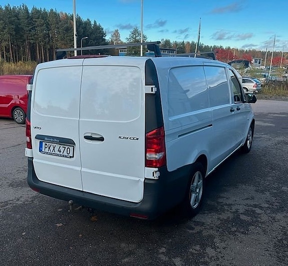 Mercedes-Benz Vito 109 3 of 5
