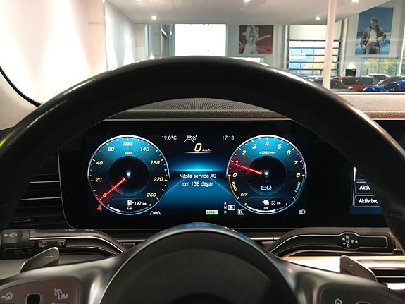 Mercedes-Benz GLE350 e 8 of 17