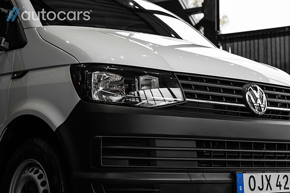 Volkswagen Transporter 9 of 27