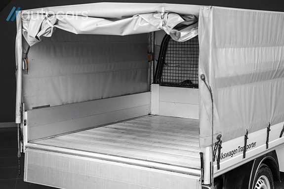 Volkswagen Transporter 13 of 27