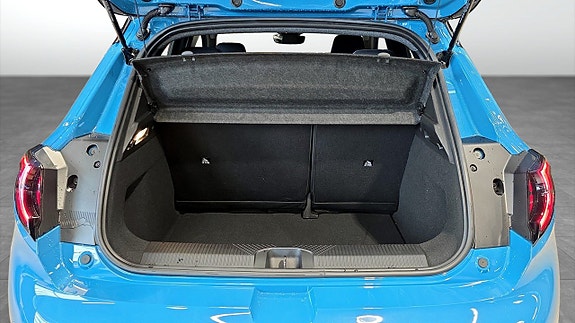 Nissan Micra 10 of 15