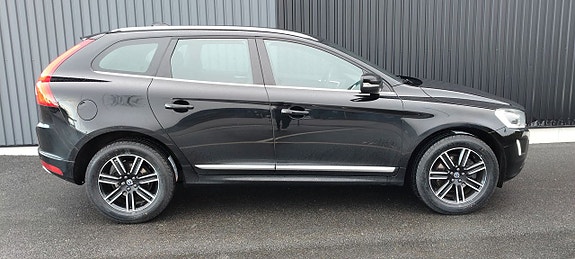 Volvo XC60 18 of 18