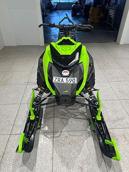 Arctic Cat M600 Catalyst DEMO 2 of 5
