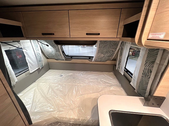Weinsberg CaraOne 390 QD 6 of 9