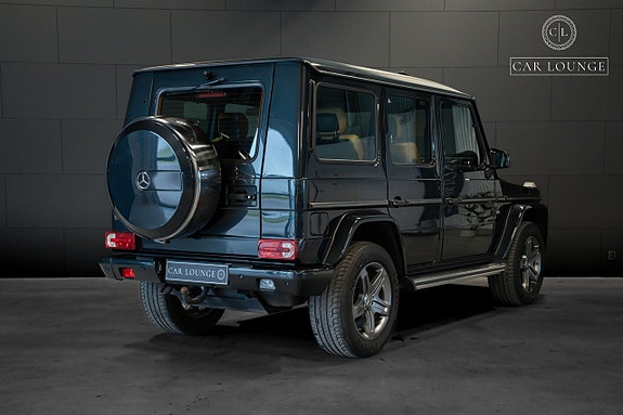 Mercedes-Benz G500 3 of 5