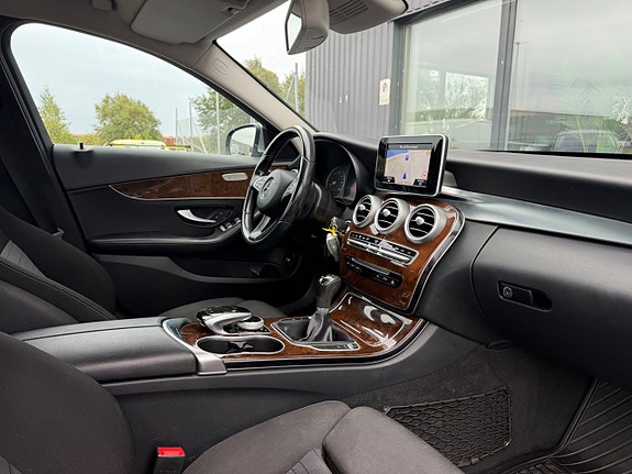 Mercedes-Benz C220 d 14 of 19