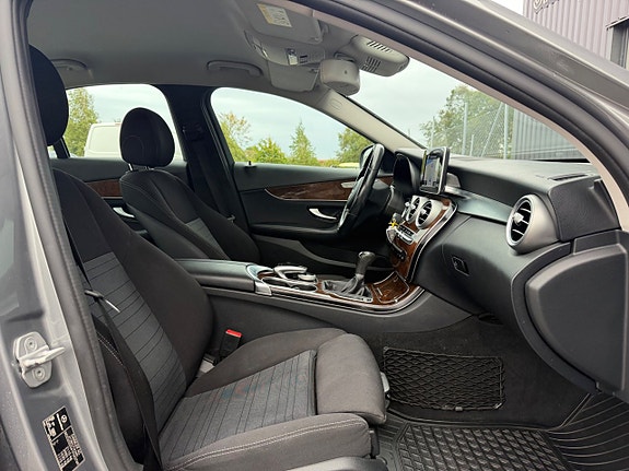 Mercedes-Benz C220 d 15 of 19