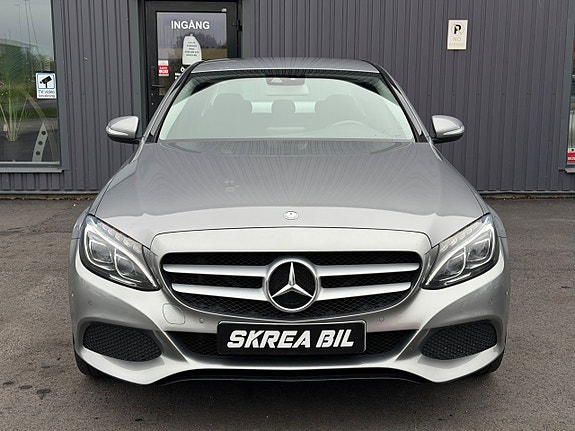 Mercedes-Benz C220 d 4 of 19