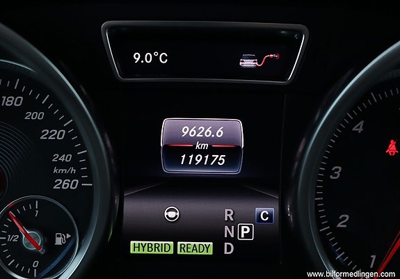 Mercedes-Benz GLE500 e 14 of 23