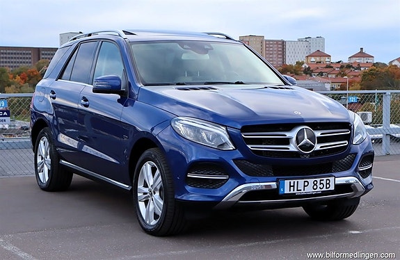 Mercedes-Benz GLE500 e 22 of 23