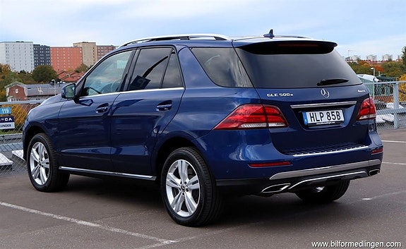 Mercedes-Benz GLE500 e 4 of 23