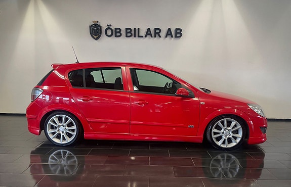 Opel Astra 2 of 5