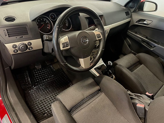 Opel Astra 5 of 5