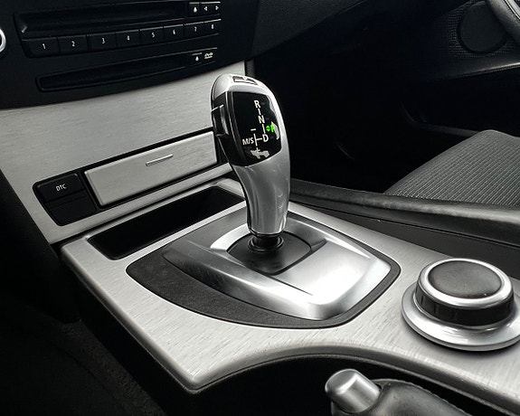 BMW 530i 14 of 24