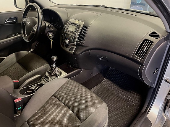 Hyundai i30 9 of 11