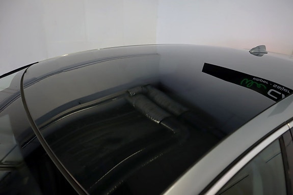 Volvo V40 3 of 5