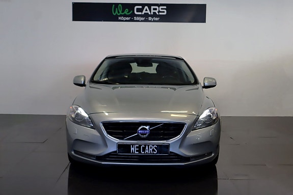 Volvo V40 5 of 5