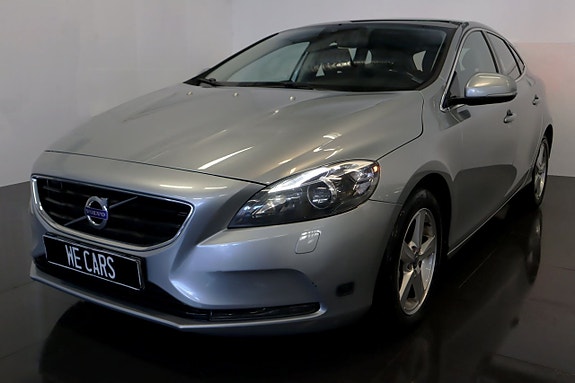 Volvo V40 6 of 21