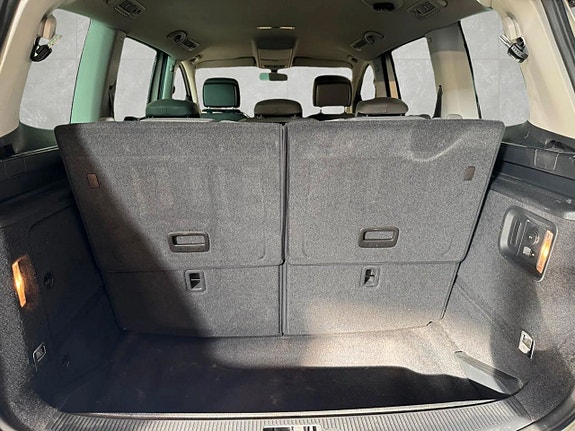 Volkswagen Sharan 10 of 14