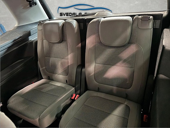 Volkswagen Sharan 12 of 14
