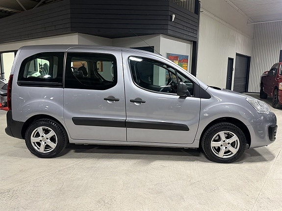Peugeot Partner Tepee 3 of 12