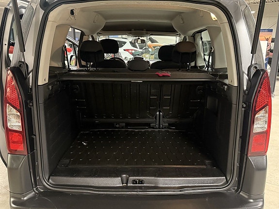 Peugeot Partner Tepee 9 of 12
