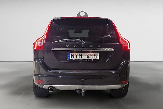 Volvo XC60 6 of 17